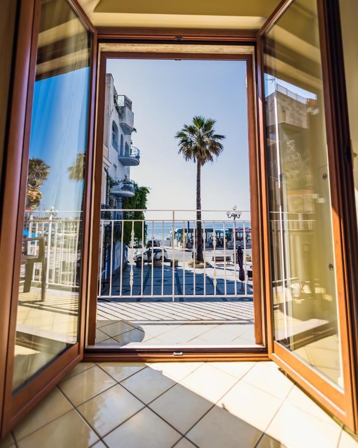 La Piazzetta Bed & Breakfast Giardini Naxos Ngoại thất bức ảnh