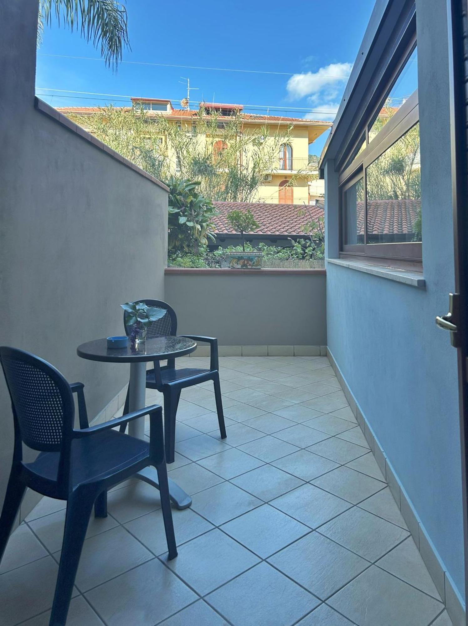 La Piazzetta Bed & Breakfast Giardini Naxos Ngoại thất bức ảnh