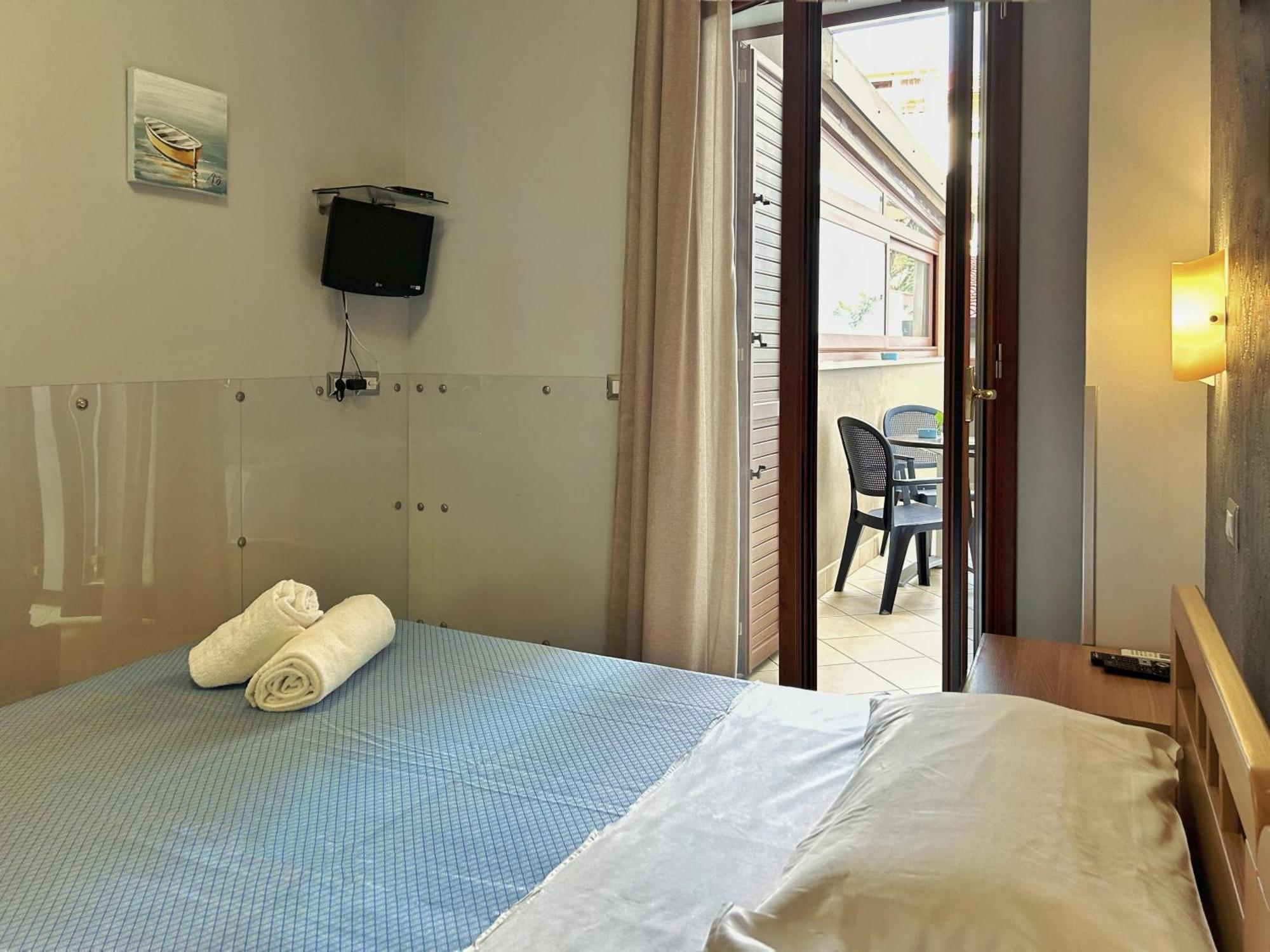 La Piazzetta Bed & Breakfast Giardini Naxos Ngoại thất bức ảnh