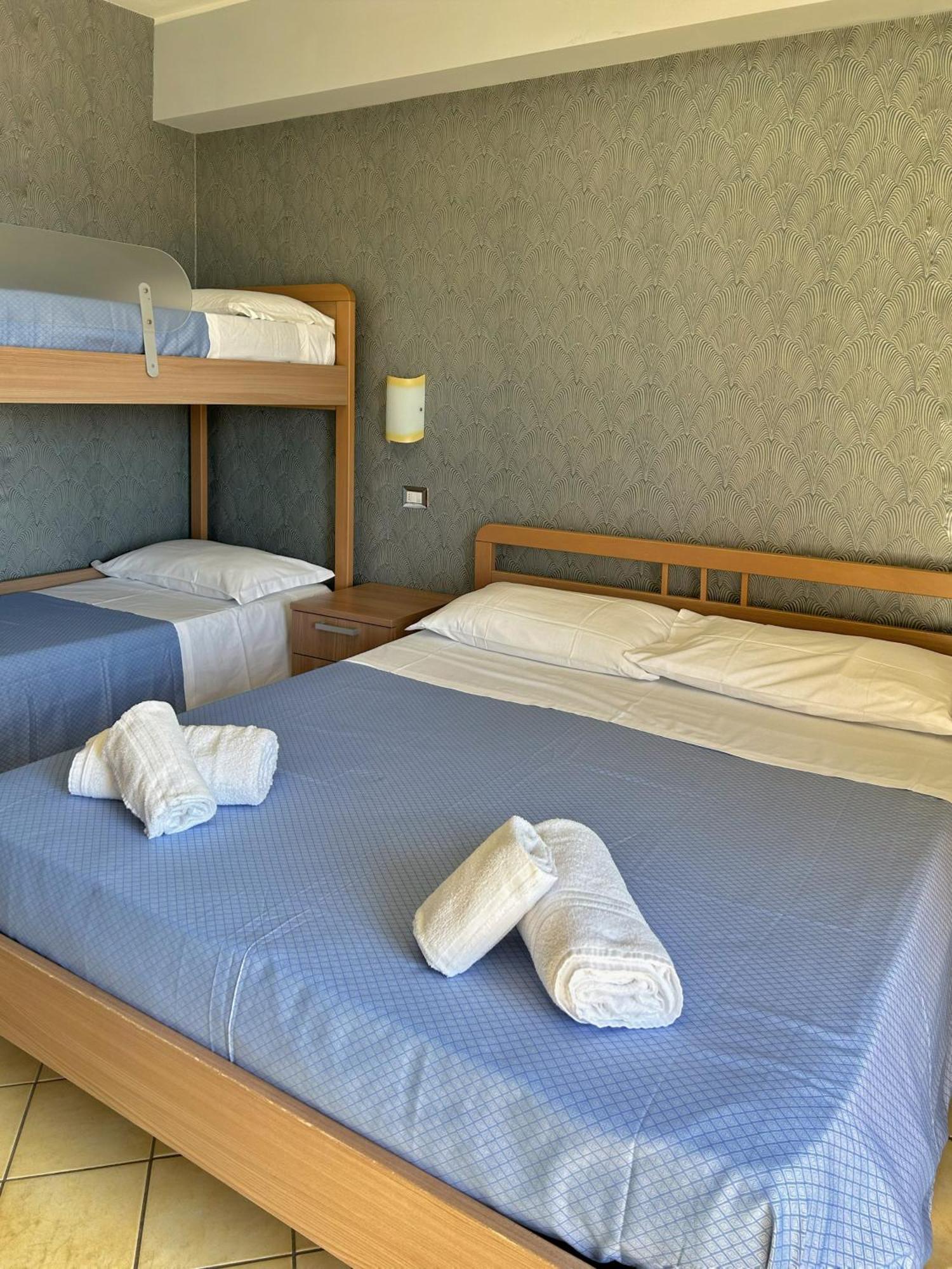 La Piazzetta Bed & Breakfast Giardini Naxos Ngoại thất bức ảnh