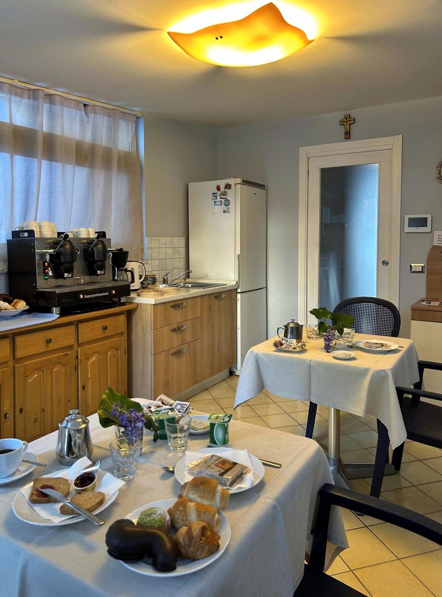 La Piazzetta Bed & Breakfast Giardini Naxos Ngoại thất bức ảnh